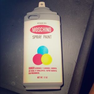 iPhone 6plus. Moschino spray paint phone case